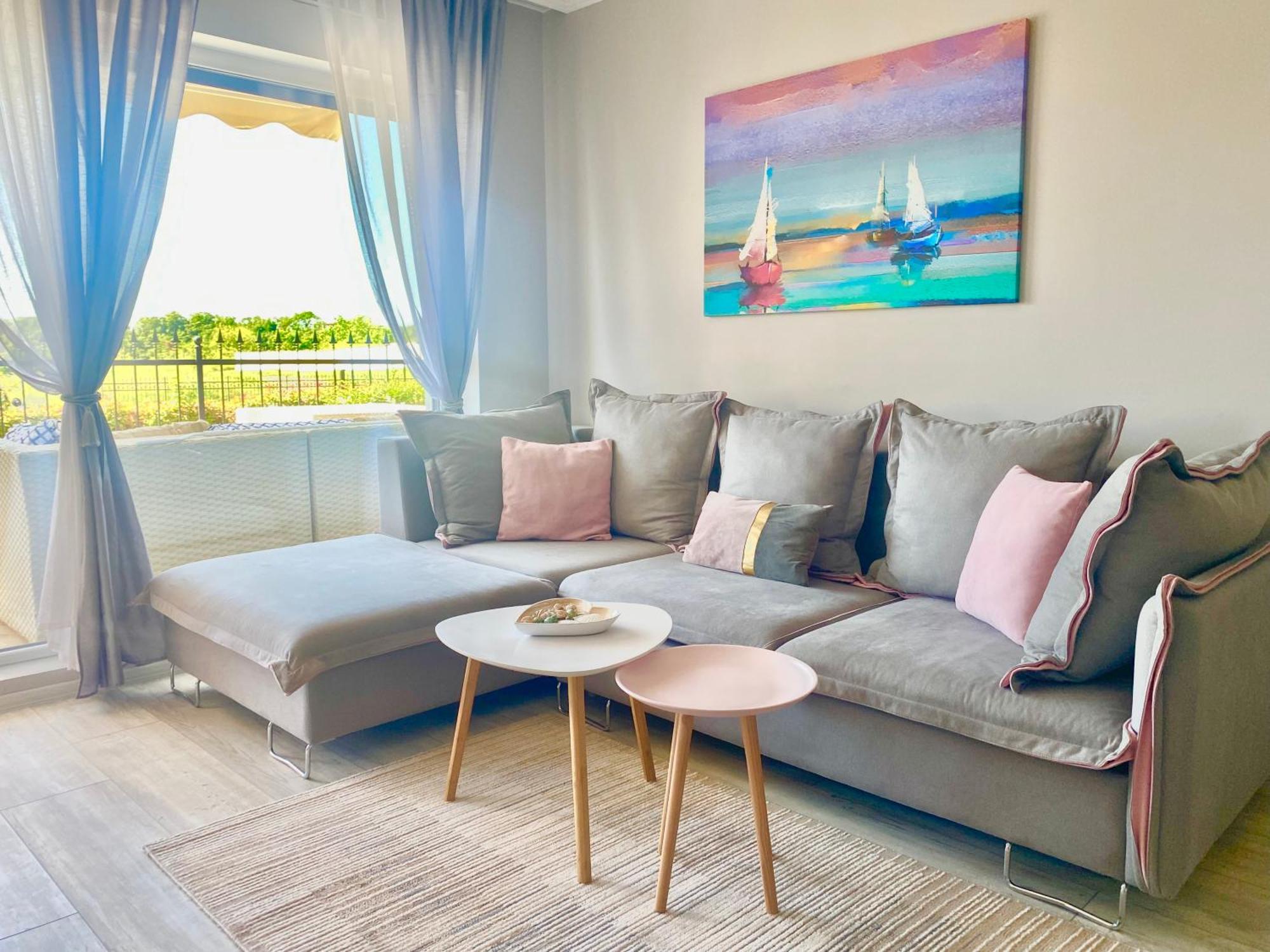 Apartments In Complex Panorama เชอร์โนโมเรทส์ ภายนอก รูปภาพ